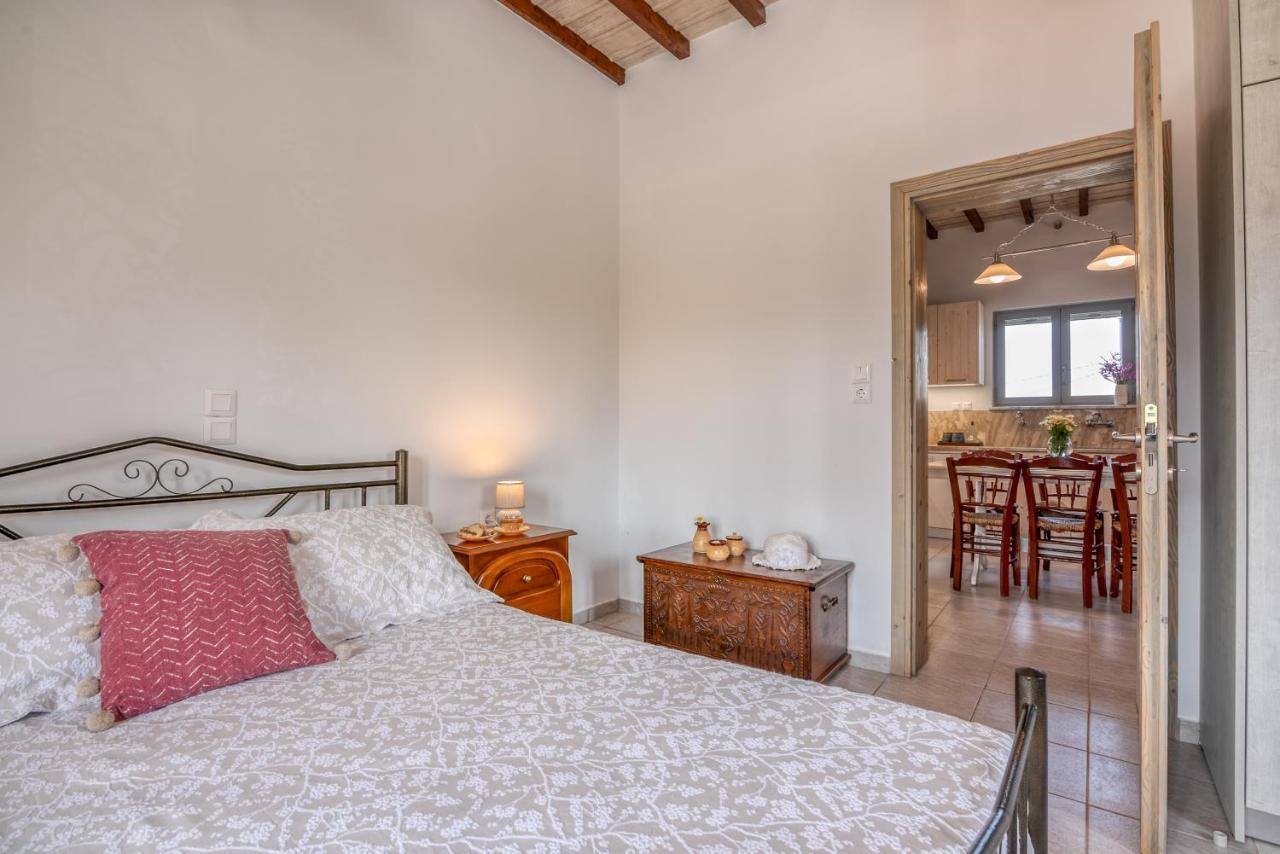 Lahardi - Seaside House Villa Kissamos Bagian luar foto