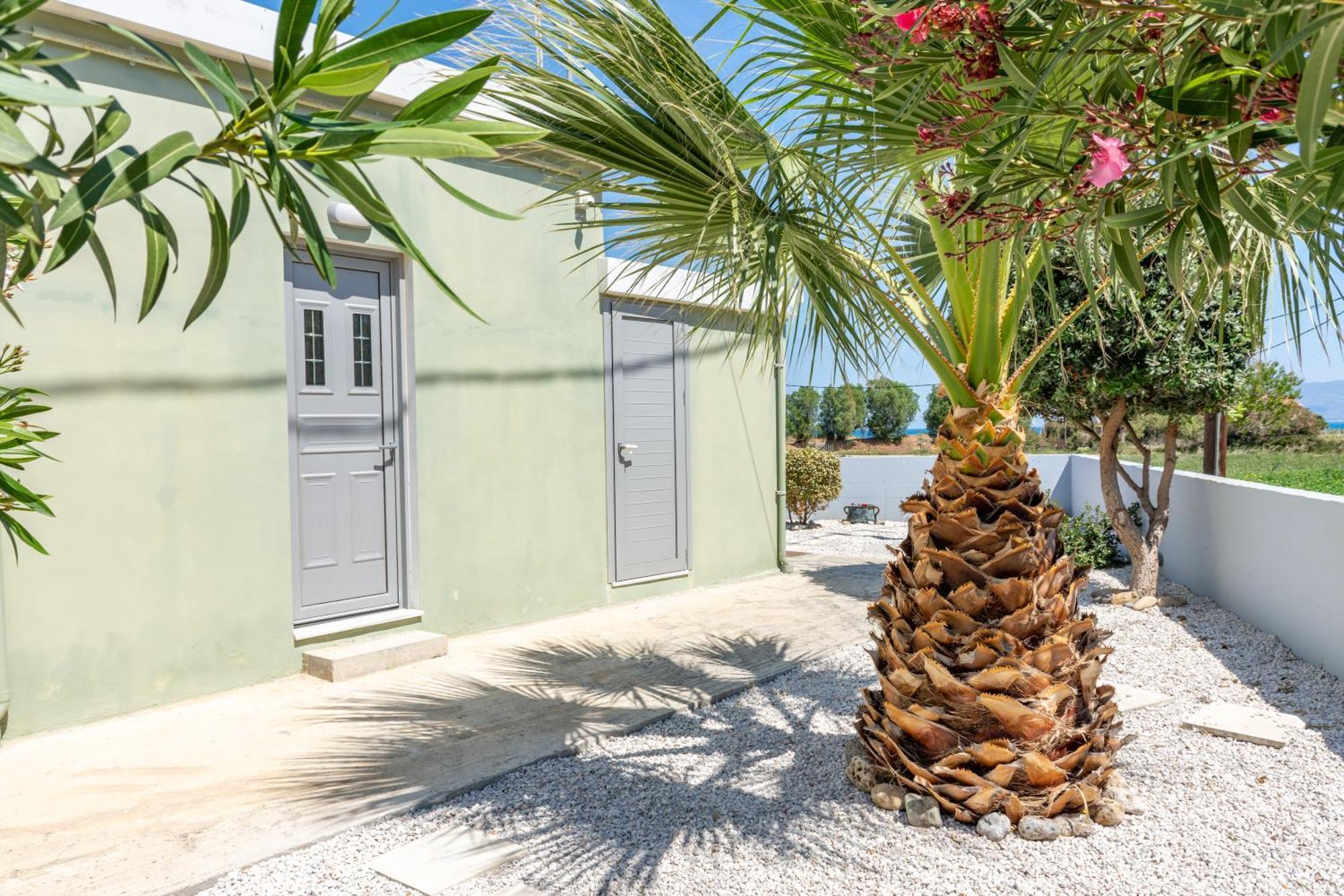 Lahardi - Seaside House Villa Kissamos Bagian luar foto